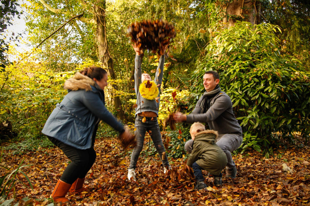 Throwing leaves